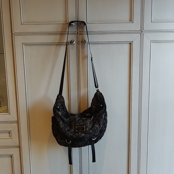 Camouflage Shoulder Bag - Picture 2 of 12